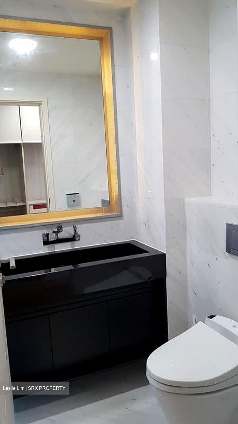 Lincoln Suites (D11), Condominium #559597501